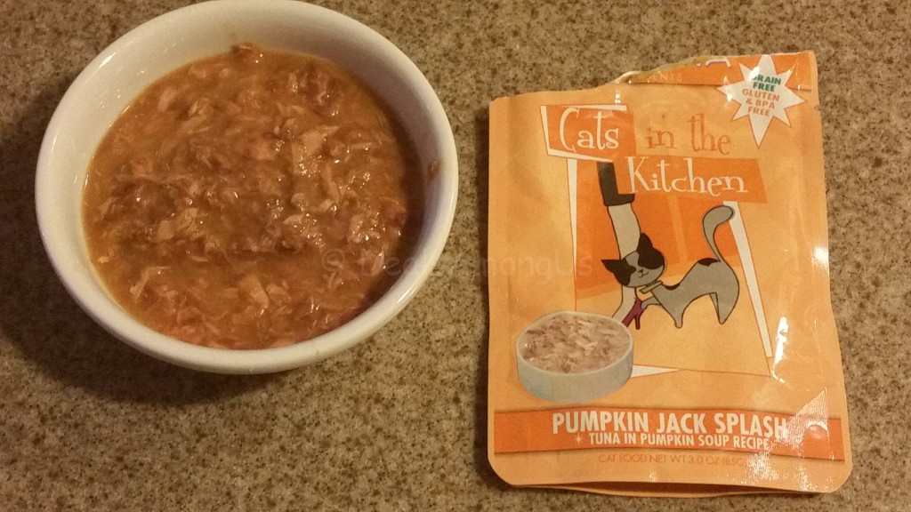 Cats in the Kitchen - Pet Gift Box October 2015