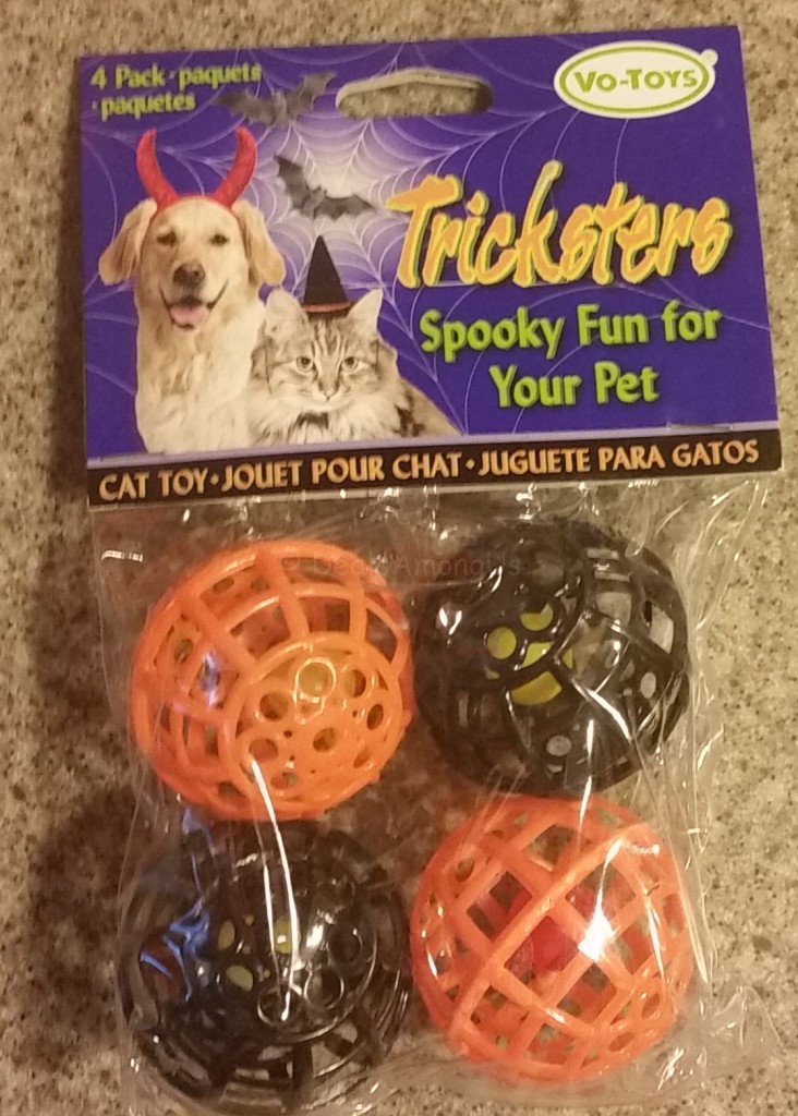 Rolling Balls - Pet Gift Box October 2015