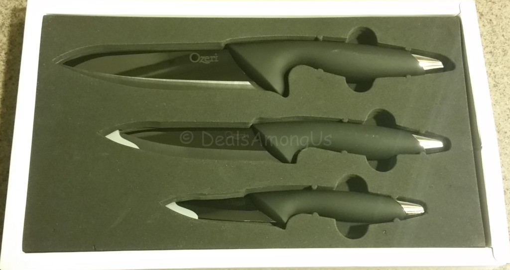 Knife set inside