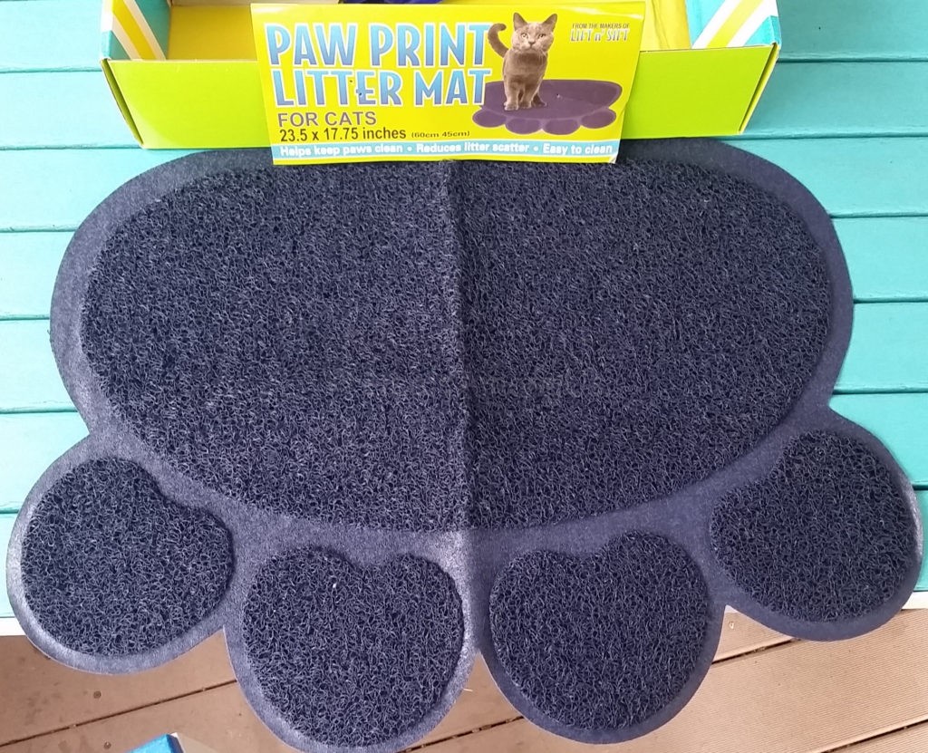 Paw Print Litter Mat