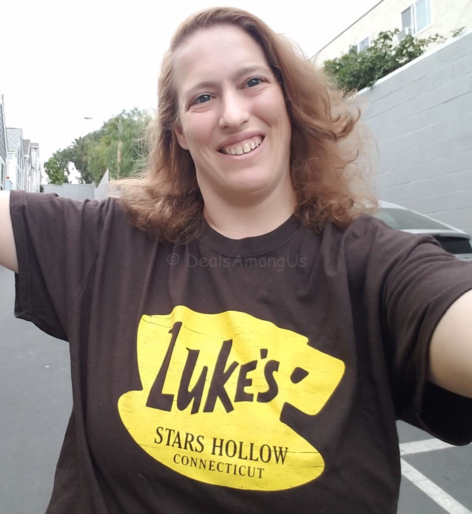 jennifer-with-lukes-diner-shirt