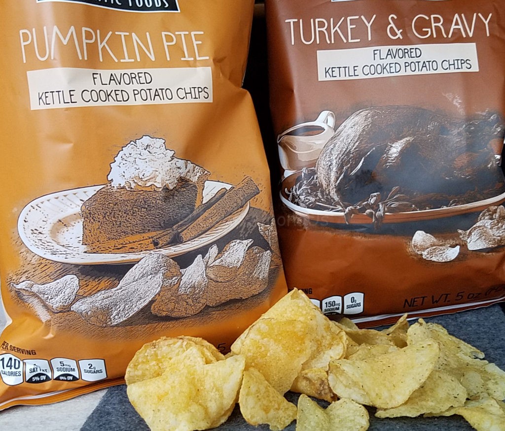 pumpkin-pie-and-turkey-gravy